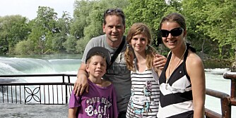 REISEGLAD FAMILIE: Pappa Petter og mamma Jeanette har tatt med barna nærmere 20 ganger på charterferie. REISEGLAD FAMILIE: Pappa Petter og mamma Jeanette har tatt med barna nærmere 20 ganger på charterferie.