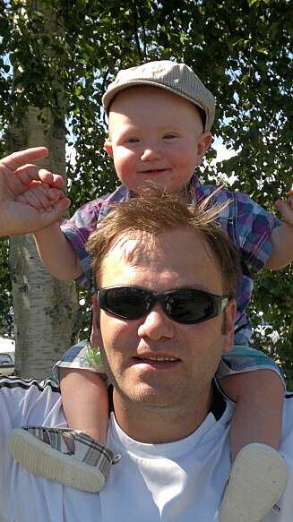NY FAMILIE: De siste årene er Tommy etablert på nytt med ny kone og nytt barn. NY FAMILIE: De siste årene er Tommy etablert på nytt med ny kone og nytt barn.