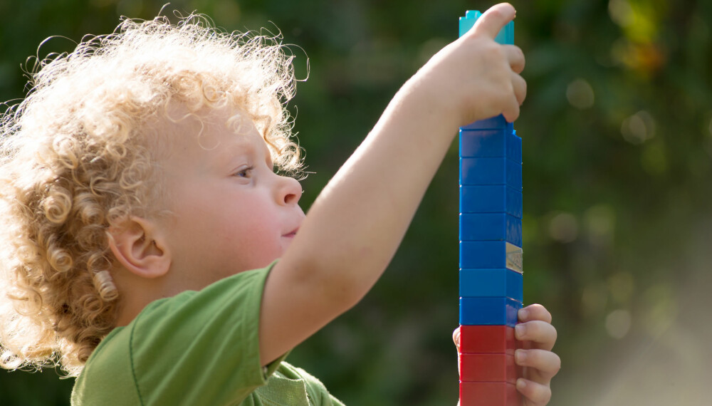 PERFEKSJONIST: Er barnet ditt en liten perfeksjonist som må ha alt til å stemme? PERFEKSJONIST: Er barnet ditt en liten perfeksjonist som må ha alt til å stemme?