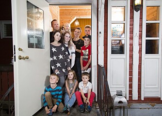 FULLT HUS: Men familien Smedsrud har det meste på stell. FULLT HUS: Men familien Smedsrud har det meste på stell.