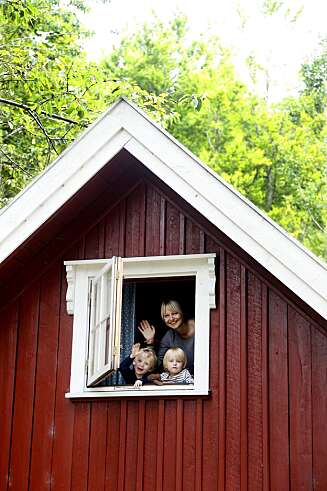 TITT-TITT: Gårdslivet er deilig! TITT-TITT: Gårdslivet er deilig!