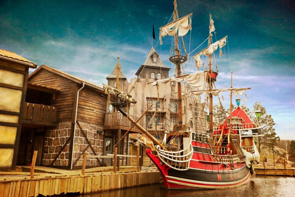 ABRA HAVN: La barna leve ut priatdrømmen på ekte sjørøver-vis i sommer. FOTO: Visitsorlandet.com ABRA HAVN: La barna leve ut priatdrømmen på ekte sjørøver-vis i sommer. FOTO: Visitsorlandet.com