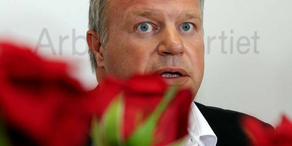 FLERE SYKEHJEMSPLASSER: Bjarne Håkon Hanssen planlegger å bruke 180 ekstra millioner kroner for å skape 1000 nye sykehjemsplasser og omsorgsboliger. FLERE SYKEHJEMSPLASSER: Bjarne Håkon Hanssen planlegger å bruke 180 ekstra millioner kroner for å skape 1000 nye sykehjemsplasser og omsorgsboliger.