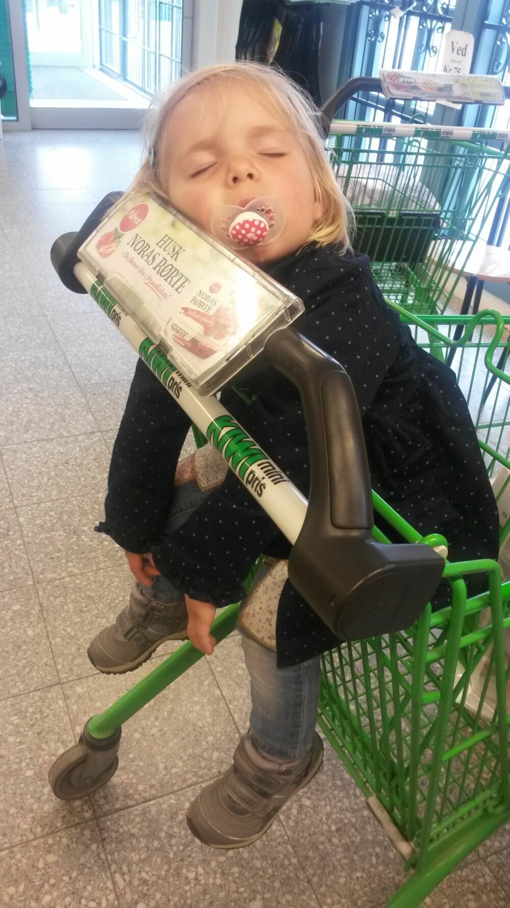 FØRSTEPREMIE: Bildet av Tiril vinner førstepremie i fotokonkurransen vår. FØRSTEPREMIE: Bildet av Tiril vinner førstepremie i fotokonkurransen vår.