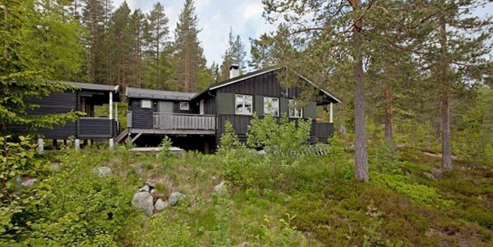 Norefjell/Bønipa: Prisantydning 1 490 000. Soverom 3. Primærrom 74 kvm. Tomt 1 000 kvm. Festetomt. Byggeår 1970. Norefjell/Bønipa: Prisantydning 1 490 000. Soverom 3. Primærrom 74 kvm. Tomt 1 000 kvm. Festetomt. Byggeår 1970.