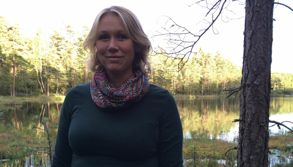 MATRO: - Våre middager er ikke slik de var da mannen min vokste opp i England. Eller slik de var da jeg vokste opp i Sarpsborg. Eller for den saks skyld slik de var da vi bare hadde ett, ganske rolig, barn. Men de er våre middager! MATRO: - Våre middager er ikke slik de var da mannen min vokste opp i England. Eller slik de var da jeg vokste opp i Sarpsborg. Eller for den saks skyld slik de var da vi bare hadde ett, ganske rolig, barn. Men de er våre middager!