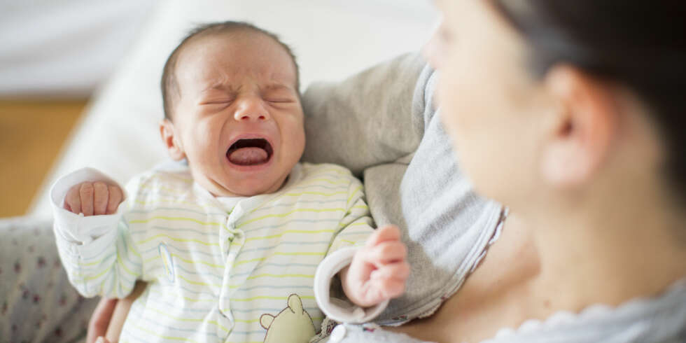 BABY SOM GRÅTER: Gråter babyen din mye? I søvne? Og når den skal sove? Sjekk hvorfor! BABY SOM GRÅTER: Gråter babyen din mye? I søvne? Og når den skal sove? Sjekk hvorfor!