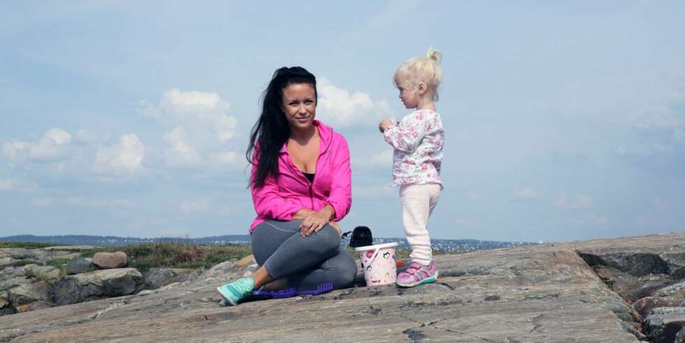 I SORG: Jeg har ikke Andreas å dele gleder og sorger med i hverdagen, og det er fremdeles veldig sårt for meg, forteller Line. Det er datteren Natalie som gir livet mening. I SORG: Jeg har ikke Andreas å dele gleder og sorger med i hverdagen, og det er fremdeles veldig sårt for meg, forteller Line. Det er datteren Natalie som gir livet mening.