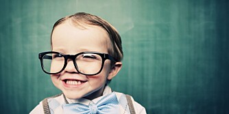 HUSKER DU DENNE? Pytagoras' setning, som sier at i en rettvinklet trekant er summen av arealene til kvadratene på katetene (a, b) lik arealet til kvadratet på hypotenusen (c). (matematikk.org) HUSKER DU DENNE? Pytagoras' setning, som sier at i en rettvinklet trekant er summen av arealene til kvadratene på katetene (a, b) lik arealet til kvadratet på hypotenusen (c). (matematikk.org)