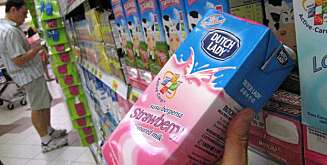 FARLIG MELK:Meieriprodukter fra 22 kinesiske selskaper er tilbakekalt som følge av skandalen. FARLIG MELK:Meieriprodukter fra 22 kinesiske selskaper er tilbakekalt som følge av skandalen.