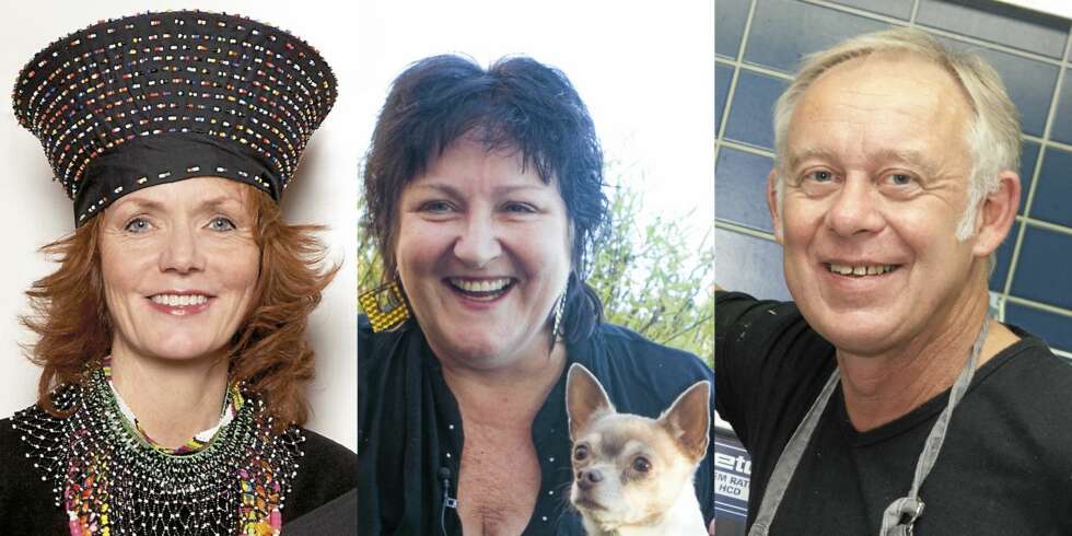 HJELPERNE: Mari Maurstad (54) har fadderbarn, Petter Nome (57) lager mat på Kirkens Bymisjons kafé for rusmisbrukere og Anne B. Ragde (54) er dyrenes hjelper. HJELPERNE: Mari Maurstad (54) har fadderbarn, Petter Nome (57) lager mat på Kirkens Bymisjons kafé for rusmisbrukere og Anne B. Ragde (54) er dyrenes hjelper.