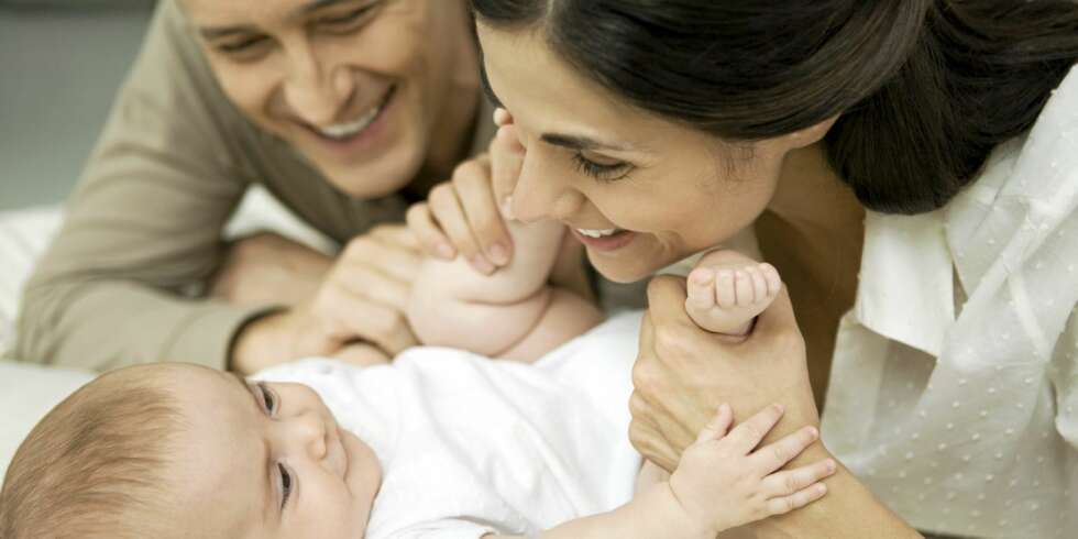 MAMMA OG PAPPA: Noen synes mamma og pappa er barnslig, mens andre mener mor og far er for høytidelig. MAMMA OG PAPPA: Noen synes mamma og pappa er barnslig, mens andre mener mor og far er for høytidelig.