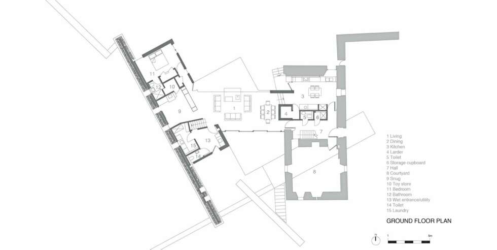 PLANLØSNING: Prosjektet sto ferdig i juni i fjor og nylig ble det tildelt en pris fra Royal Institute of British Architects (RIBA). Det kvalifiserer huset til den såkalte Manser Medal. En pris som deles ut til det beste nye huset i Europa av en britisk arkitekt. PLANLØSNING: Prosjektet sto ferdig i juni i fjor og nylig ble det tildelt en pris fra Royal Institute of British Architects (RIBA). Det kvalifiserer huset til den såkalte Manser Medal. En pris som deles ut til det beste nye huset i Europa av en britisk arkitekt.