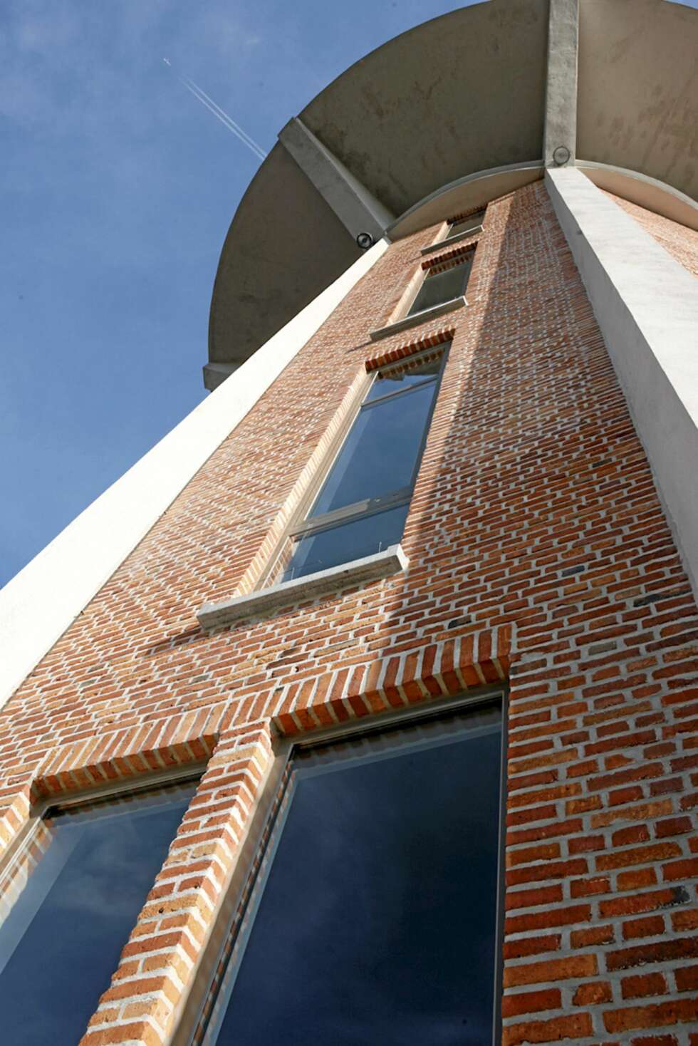 SPEKTAKULÆRT: Det er arkitekt Wouter Bilzen i byrået Muna som har stått for rehabilitering av eksteriøret og at det strukturelle fungerer. SPEKTAKULÆRT: Det er arkitekt Wouter Bilzen i byrået Muna som har stått for rehabilitering av eksteriøret og at det strukturelle fungerer.