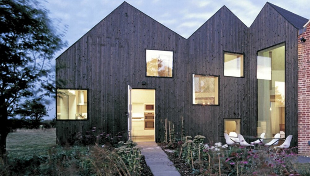 ARKITEKTURVINNER: Målet med restaureringen var at den nye bygningskroppen skulle innordne seg den gamle og falle på plass bak den. ARKITEKTURVINNER: Målet med restaureringen var at den nye bygningskroppen skulle innordne seg den gamle og falle på plass bak den.
