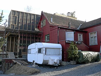 MIDLERTIDIG. Campingvogna var god å ha i perioder under utbyggingen. MIDLERTIDIG. Campingvogna var god å ha i perioder under utbyggingen.