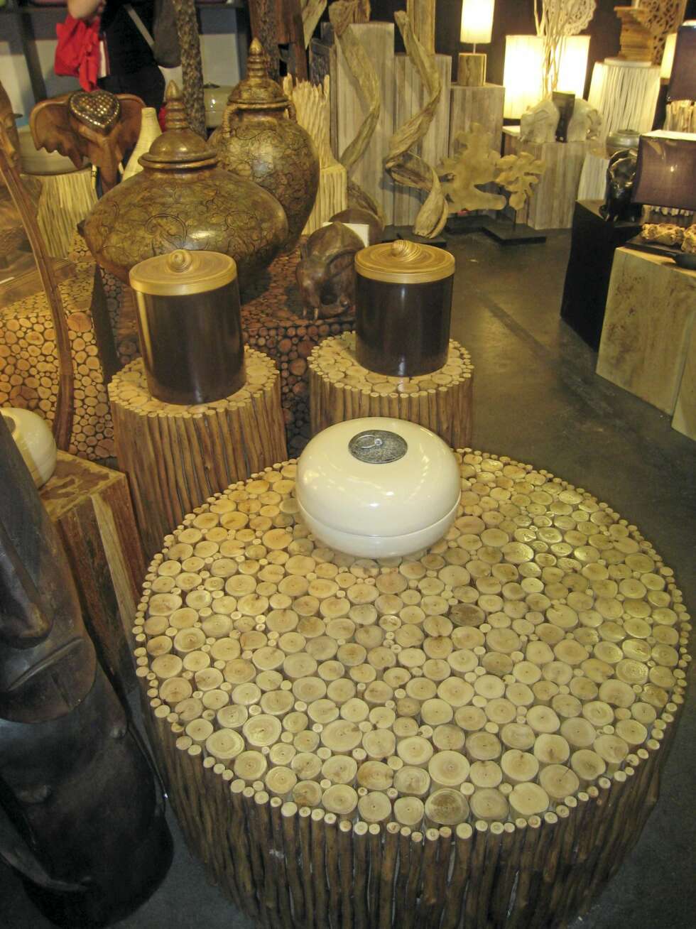 NATURLIG: Puff av tre fra D`un Continent A L`aure. NATURLIG: Puff av tre fra D`un Continent A L`aure.