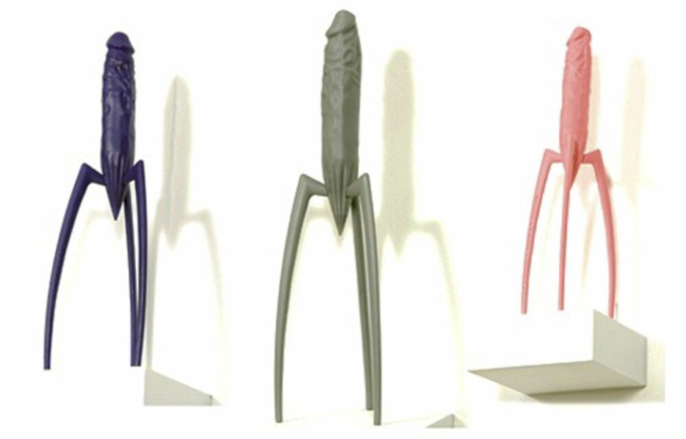 DESIGNSTUDENTENES SITRONPRESSE: Dette var designstudentenes løsning på Philippe Starcks utfordring. En humoristisk variasjon over designkongens egen sitronpresse. DESIGNSTUDENTENES SITRONPRESSE: Dette var designstudentenes løsning på Philippe Starcks utfordring. En humoristisk variasjon over designkongens egen sitronpresse.