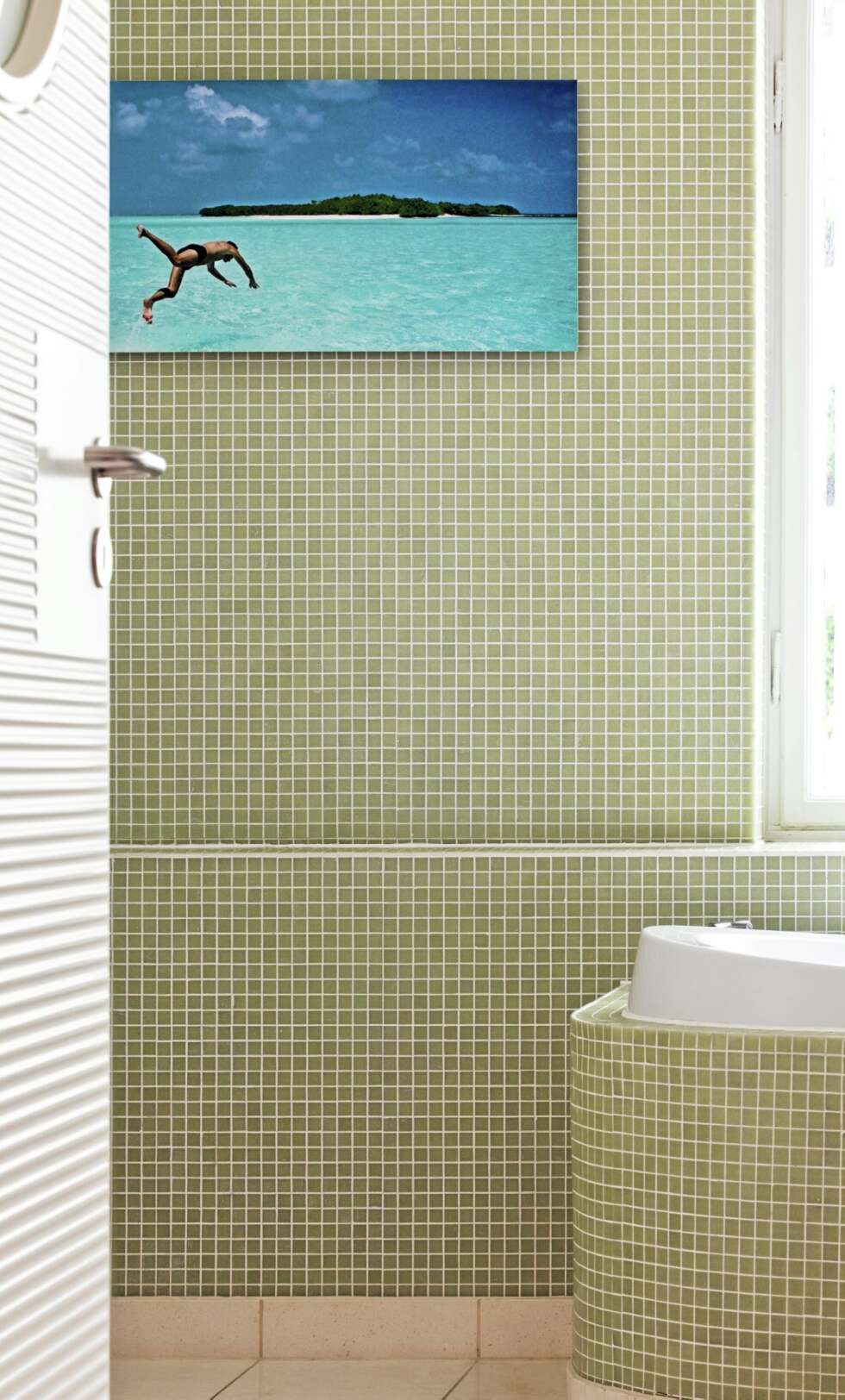 GJENNOMFØRT: Dette bildet forteller hvor stor omhu der er lagt i detaljene på badet. GJENNOMFØRT: Dette bildet forteller hvor stor omhu der er lagt i detaljene på badet.
