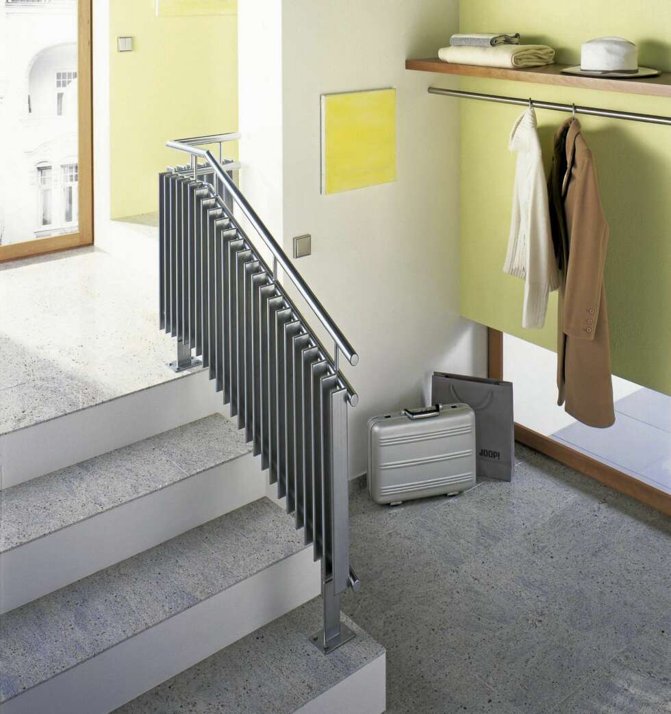 REKKVERK: Radiatoren Arbotherm fra Arbonia fås i mange varianter, blant annet som trapperekkverk. Føres av Variant VVS. REKKVERK: Radiatoren Arbotherm fra Arbonia fås i mange varianter, blant annet som trapperekkverk. Føres av Variant VVS.