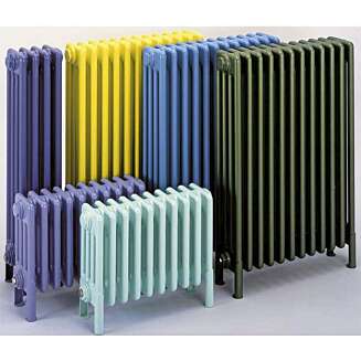 HOTTE FARGER: Formen er klassisk, fargene er utradisjonelle. Radiatorene i serien Industrial chic tilvirkes av britiske Bisque. HOTTE FARGER: Formen er klassisk, fargene er utradisjonelle. Radiatorene i serien Industrial chic tilvirkes av britiske Bisque.