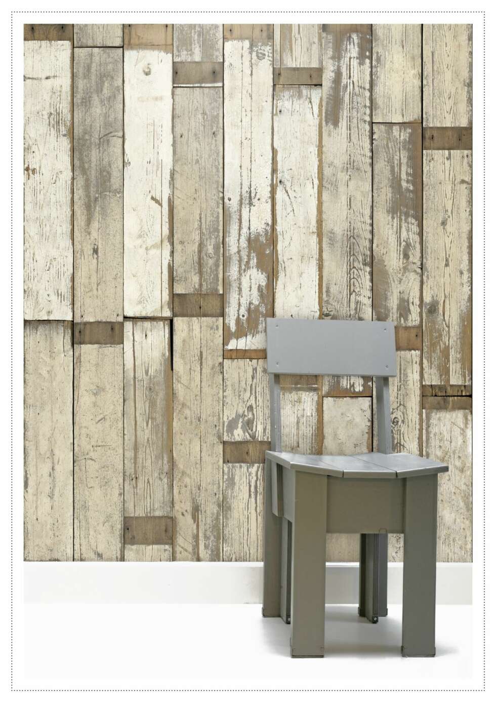 LIMT PÅ VEGGEN: Drivved på veggen er lett å få til. Design ved Piet Hein Eek, scrapwoodwallpater.com LIMT PÅ VEGGEN: Drivved på veggen er lett å få til. Design ved Piet Hein Eek, scrapwoodwallpater.com