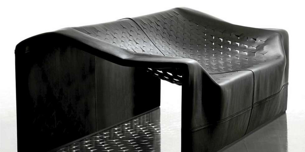RÅTØFF: "Skin Soft" sofa fra Jean Nouvel er som en skinnskulptur. Norsk forhandler er Robert Tandberg. RÅTØFF: "Skin Soft" sofa fra Jean Nouvel er som en skinnskulptur. Norsk forhandler er Robert Tandberg.