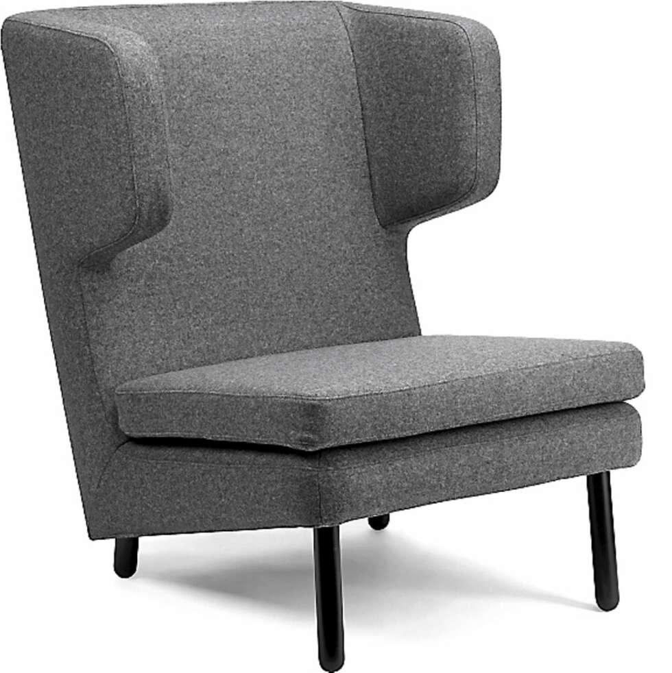 Livia lenestol i tekstil fra Bolia, kr 5999. Livia lenestol i tekstil fra Bolia, kr 5999.