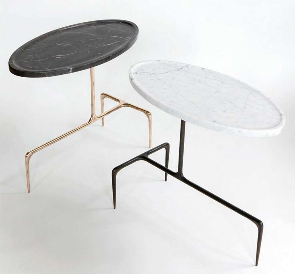 SVART ELLER HVITT: Bridger ovalt sidebord i metall og svart eller hvit marmor fra Caste/Oliver Gustav. SVART ELLER HVITT: Bridger ovalt sidebord i metall og svart eller hvit marmor fra Caste/Oliver Gustav.