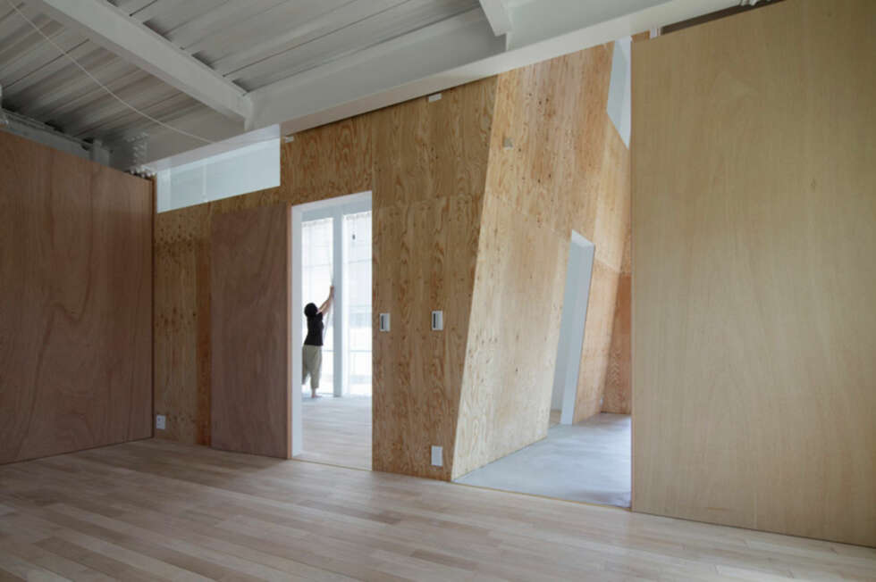 SKRÅSTILT: Arkitektene måtte få veggene til å skråne innover for å kunne lage klatrevegger. SKRÅSTILT: Arkitektene måtte få veggene til å skråne innover for å kunne lage klatrevegger.