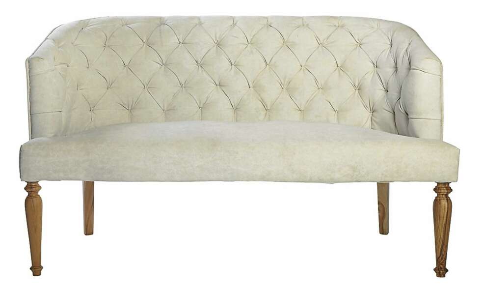 Barokkinspirert sofa fra House Doctor. Barokkinspirert sofa fra House Doctor.