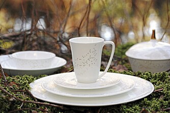 RELIEFF OG GULLDEKOR: Finserviset "Lys" fra den norske duoen Wik & Walsøe ble lansert i høst. Foto: Produsenten RELIEFF OG GULLDEKOR: Finserviset "Lys" fra den norske duoen Wik & Walsøe ble lansert i høst. Foto: Produsenten