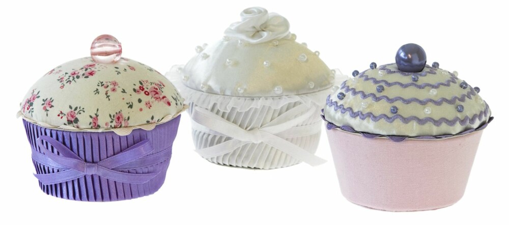 FEMININE SKRIN: De muffinsformede smykkeskrinene styrer interiøret i en mer feminin retning. Foto: Produsenten FEMININE SKRIN: De muffinsformede smykkeskrinene styrer interiøret i en mer feminin retning. Foto: Produsenten