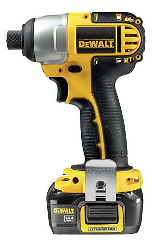 DeWALT DC837C2: pris 3800 kroner DeWALT DC837C2: pris 3800 kroner