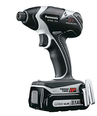 Panasonic EY7540LZ2S: tåler vann og støv. Pris 4475 kroner Panasonic EY7540LZ2S: tåler vann og støv. Pris 4475 kroner