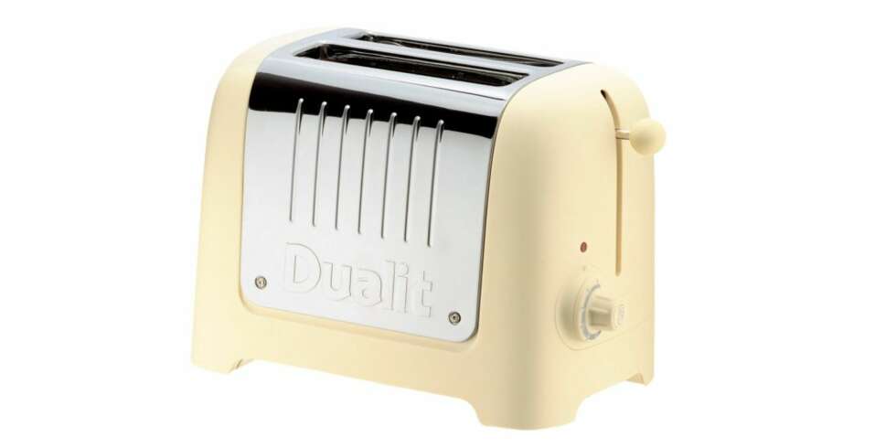 BRØDRISTER: Dualit Soft Touch Cream. BRØDRISTER: Dualit Soft Touch Cream.
