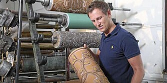 NY KOLLEKSJON: Interiørdesigner Halvor Bakke kom nylig ut med egen tapetkolleksjon i samarbeid med Fargerike. NY KOLLEKSJON: Interiørdesigner Halvor Bakke kom nylig ut med egen tapetkolleksjon i samarbeid med Fargerike.
