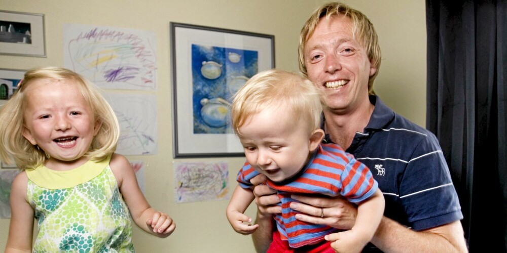 JOHN RAGNAR (37): - Eg trur borna mine har gjort meg til eit meir kjærleg og omsynsfullt menneske. JOHN RAGNAR (37): - Eg trur borna mine har gjort meg til eit meir kjærleg og omsynsfullt menneske.