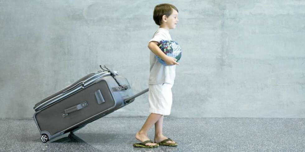 REISEKLAR? Du kan ta med et helt reiseapotek hjemmefra, eller kjøpe det du trenger ved behov. Det meste er å få tak i på typiske turistdestinasjoner. REISEKLAR? Du kan ta med et helt reiseapotek hjemmefra, eller kjøpe det du trenger ved behov. Det meste er å få tak i på typiske turistdestinasjoner.