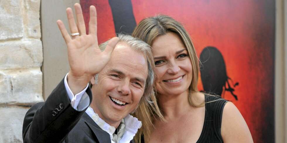 HÆLLÆ!: Filmparet Harald Zwart og Veslemøy Ruud Zwart kan glede seg over kommersiell suksess for «The Karate Kid». - Det er kona som er hjernen i duoen, innrømmer Harald overfor Her og Nå. HÆLLÆ!: Filmparet Harald Zwart og Veslemøy Ruud Zwart kan glede seg over kommersiell suksess for «The Karate Kid». - Det er kona som er hjernen i duoen, innrømmer Harald overfor Her og Nå.