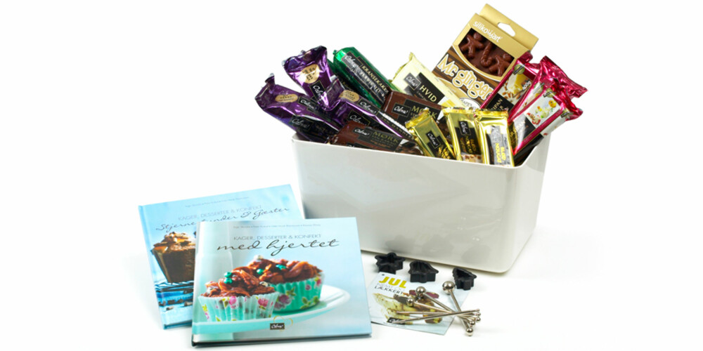 HJEMMELAGET KONFEKT: Denne kurven fra Odense kan du vinne i årets julekalender! Kurven inneholder blant annet figurmarsipan, konditorfarger, original ekte marsipan, ekte marsipan med kakao, bløt nougat og kokesjokolader. I tillegg kommer får du inspirasjonsbøker, konfektformer og figurverktøy. Verdi kr 1500. HJEMMELAGET KONFEKT: Denne kurven fra Odense kan du vinne i årets julekalender! Kurven inneholder blant annet figurmarsipan, konditorfarger, original ekte marsipan, ekte marsipan med kakao, bløt nougat og kokesjokolader. I tillegg kommer får du inspirasjonsbøker, konfektformer og figurverktøy. Verdi kr 1500.