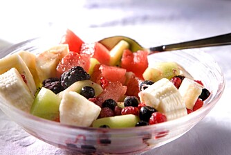 Prøv deilig fruktsalat med vaniljekesam til lunsj. Prøv deilig fruktsalat med vaniljekesam til lunsj.