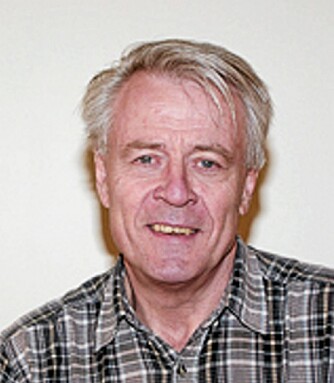 FANTASTISKE PLANTER: Rolf Nestby ved Bioforsk er ekspert på bær og mener mirkalbæret er helt unikt i verden, i alle fall i forhold til hva vi vet så langt. FANTASTISKE PLANTER: Rolf Nestby ved Bioforsk er ekspert på bær og mener mirkalbæret er helt unikt i verden, i alle fall i forhold til hva vi vet så langt.