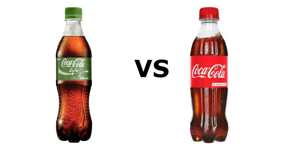 COCA-COLA LIFE VS. COCA COLA: Coca-Cola Life er et bedre alternativ til vanlig Coca-Cola, men er ikke kalorifri, sier ernæringsfysiolog Nina Standal. FOTO: Creative Commons COCA-COLA LIFE VS. COCA COLA: Coca-Cola Life er et bedre alternativ til vanlig Coca-Cola, men er ikke kalorifri, sier ernæringsfysiolog Nina Standal. FOTO: Creative Commons