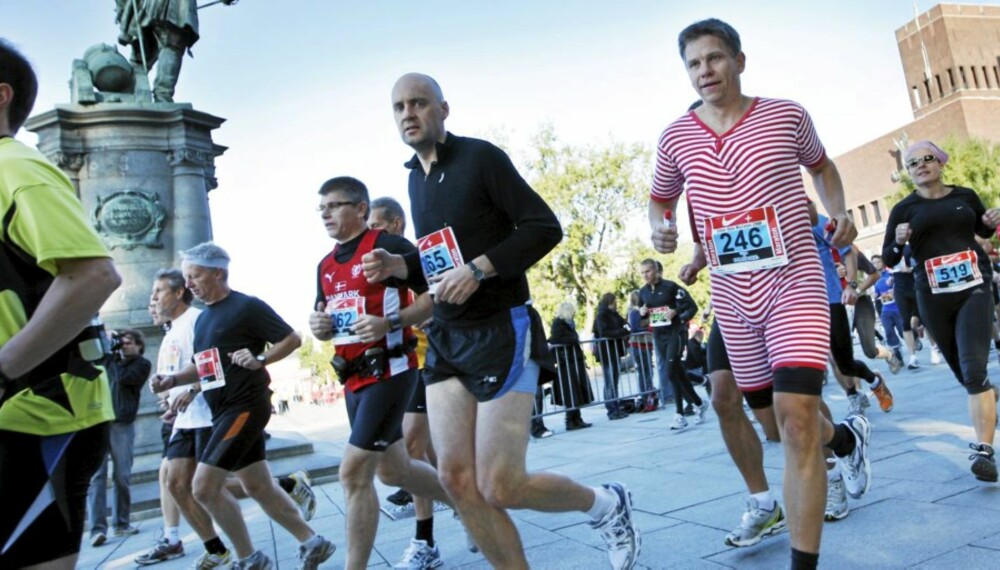UHØYTIDELIG: Du trenger ikke løpe maraton for å delta i Oslo Maraton. Distansene varierer fra 3 til 42 kilometer. Start og mål er i år på Akershus festning. UHØYTIDELIG: Du trenger ikke løpe maraton for å delta i Oslo Maraton. Distansene varierer fra 3 til 42 kilometer. Start og mål er i år på Akershus festning.