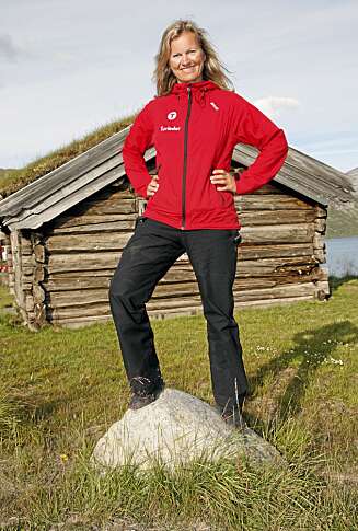 TIL FJELLS: Turistforeningens generalsekretær Kristin Krohn Devold trives naturlig nok best med utendørs trening. TIL FJELLS: Turistforeningens generalsekretær Kristin Krohn Devold trives naturlig nok best med utendørs trening.