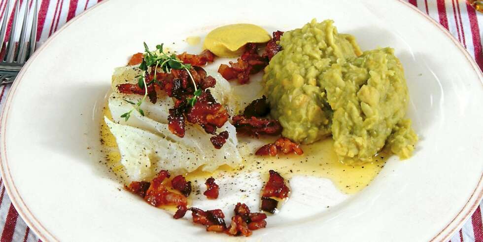 LUTEFISK: Salt fisken godt før du setter den i ovnen. LUTEFISK: Salt fisken godt før du setter den i ovnen.