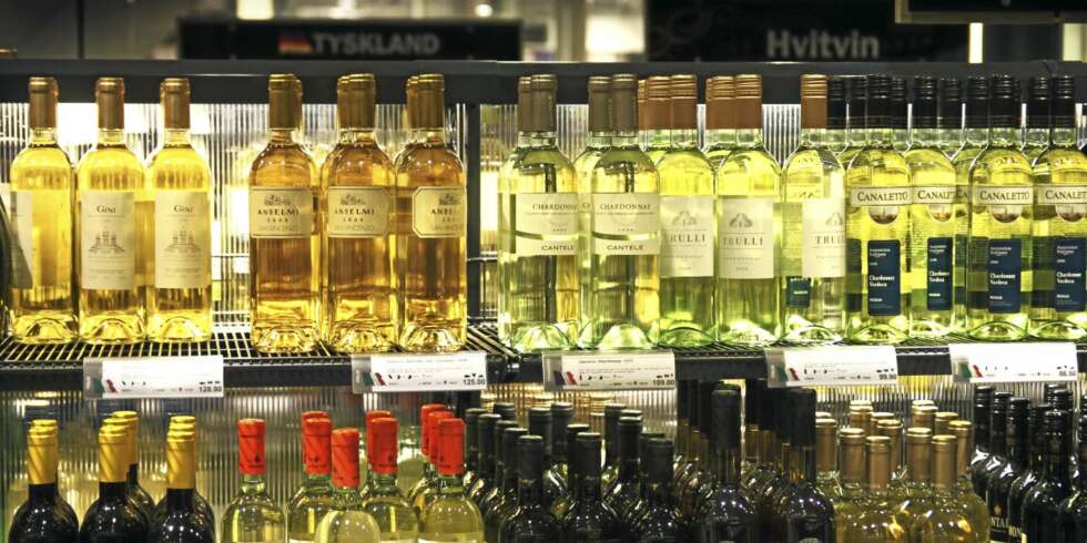 Vinmonopolet DE BESTE NYHETENE: Vinmonopolet kommer med ny vin. Her er de beste. Vinmonopolet DE BESTE NYHETENE: Vinmonopolet kommer med ny vin. Her er de beste.