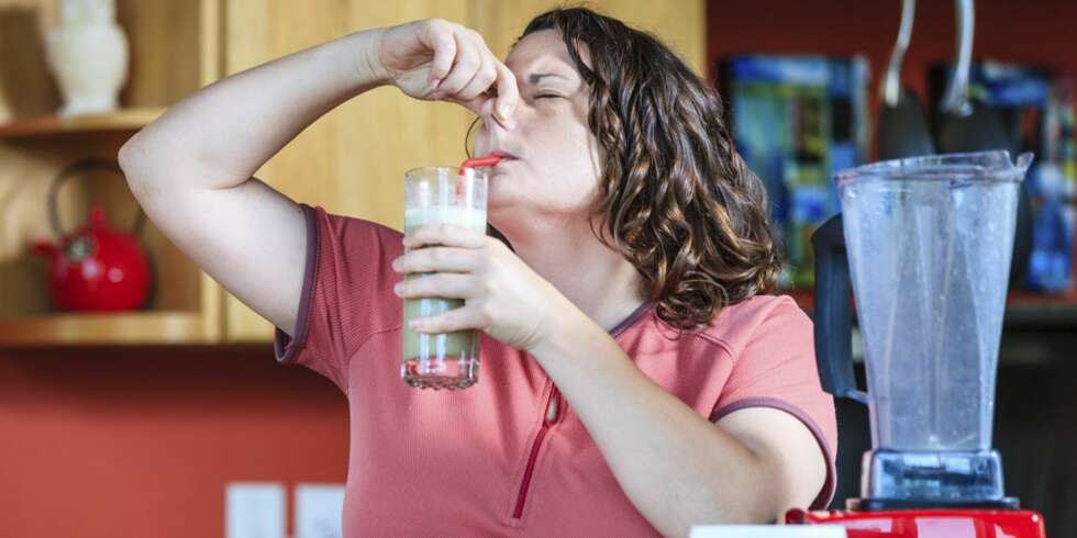 TRENDY DIETTER: Å gå på diett har blitt trendy. Jo mer komplisert, jo mer viljestyrke viser vi at vi har. Men jo mer dietten skiller seg fra et vanlig kosthold, jo vanskeligere er det å følge den over tid. TRENDY DIETTER: Å gå på diett har blitt trendy. Jo mer komplisert, jo mer viljestyrke viser vi at vi har. Men jo mer dietten skiller seg fra et vanlig kosthold, jo vanskeligere er det å følge den over tid.