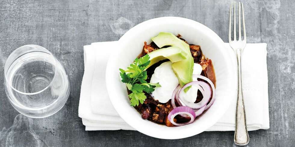 HOT OG GODT: Chili con carne med bønner får fart på forbrenningen og metter godt. Se oppskrift lenger ned i saken. HOT OG GODT: Chili con carne med bønner får fart på forbrenningen og metter godt. Se oppskrift lenger ned i saken.